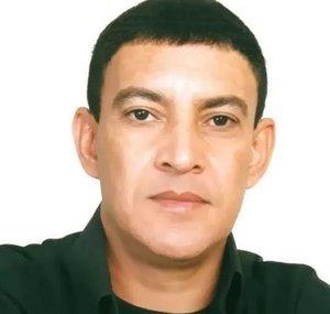 Charles Colt - Canal Oficial