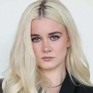 Harlow Jane