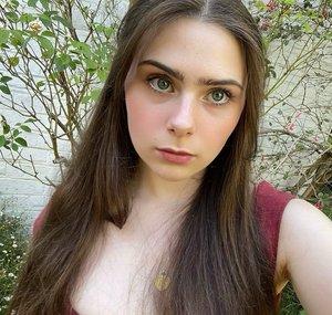 Veronica Wright