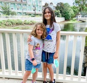 Isabella & Natalie