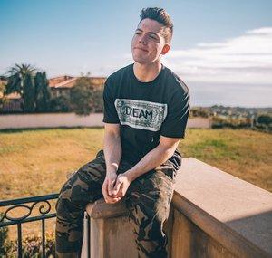 FaZe Adapt