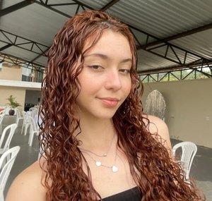 Luíza Pereira