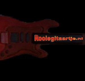 rooiegitaartje