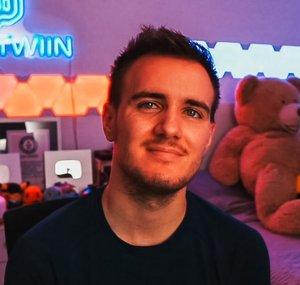 Jaketwiin