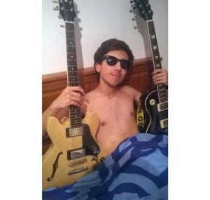 AfonsoGuitaring
