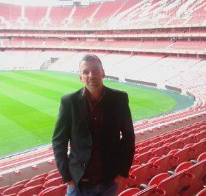 Ajudando Atletas do Futebol