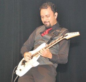 Cléverson Baía