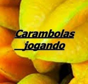 Carambolas Jogando