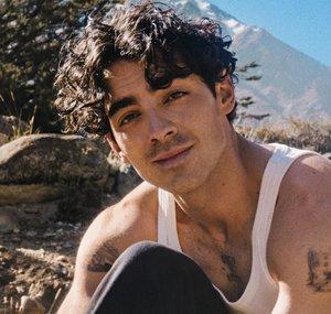 Joe Jonas