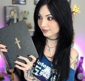 Bible Time With Melonie Mac