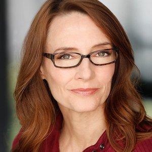 Amie MacKenzie