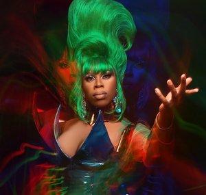 Honey Davenport