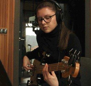 juliaplaysgroove