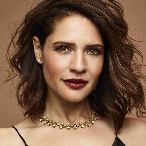 Monique Gabriela Curnen