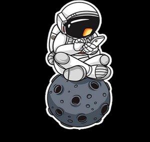 Pinguim NFT MOON