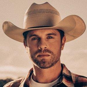 Dustin Lynch