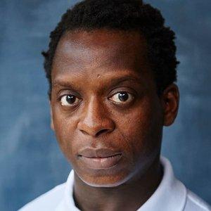 Kobna Holdbrook-Smith