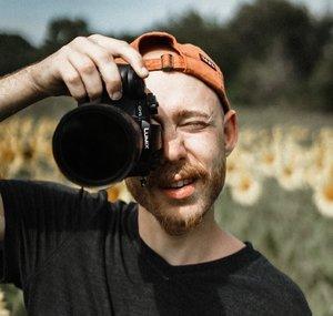 Rhett Thompson