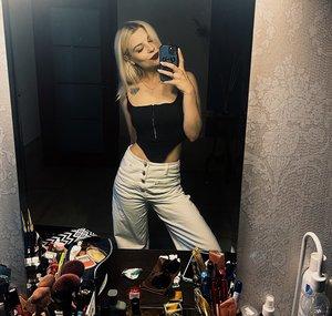 eve vronskaya.