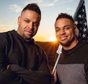 askhodgetwins