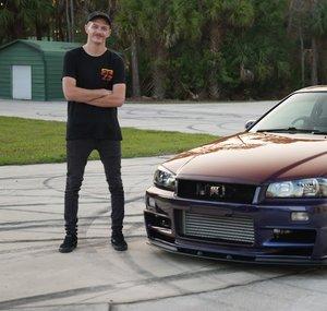 Adam LZ