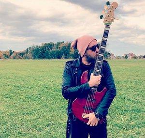 Robert Szewczuga Music