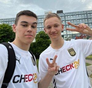 LucasUndNils