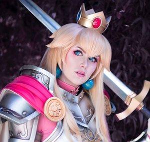 Kinpatsu Cosplay