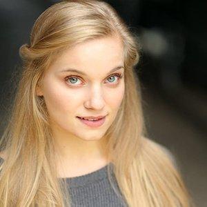 Eva Sayer