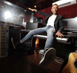 Partyhouse - DJ Maurice