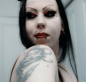 Tinywhiney666