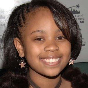 Dee Dee Davis