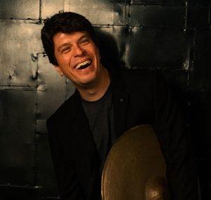 Edu Ribeiro Baterista