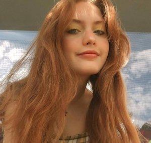 Lila Gnx