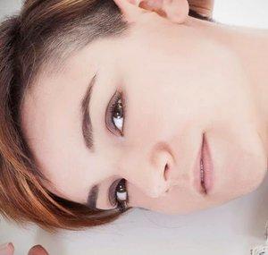 Angela Make up