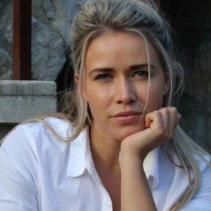 Laura Nicole Tott