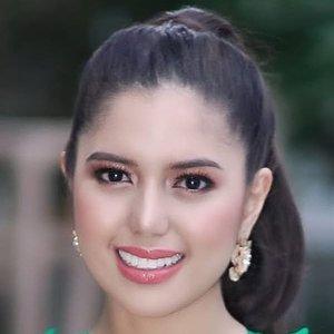 Isabelle De Leon