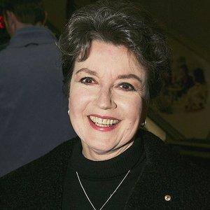 Lorraine Bayly