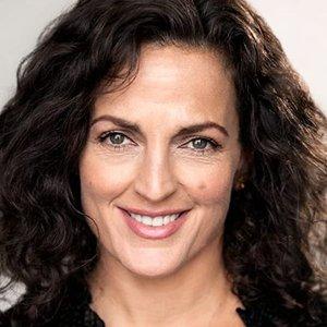 Nicole Ansari-Cox