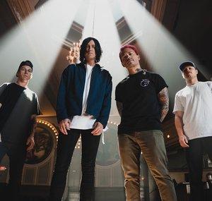 Sleeping With Sirens