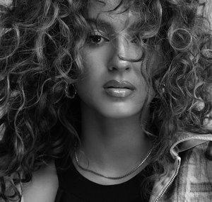 Tori Kelly