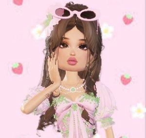 Strawberryy Playz