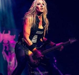 Nita Strauss