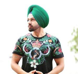 Dietitian Mac Singh