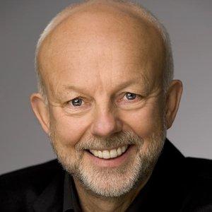 Christopher Gaze