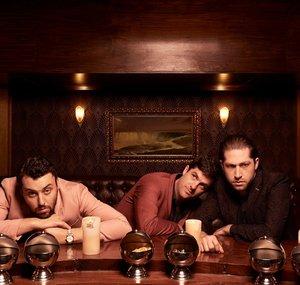 Mini Mansions