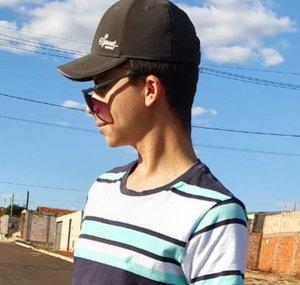 Caio Plays