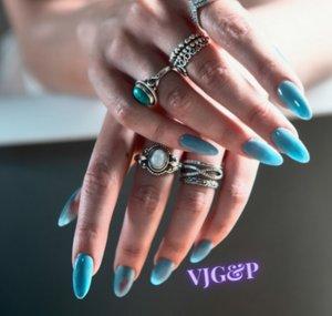 Vintage Jewels, Gems, & Pearls