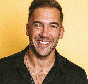 Lewis Howes