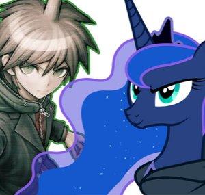 Luna y Naegi Makoto